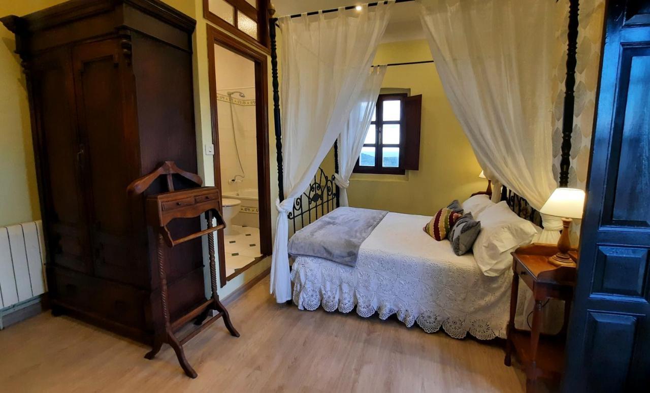 La Casona De Villanueva De Pria Exteriör bild
